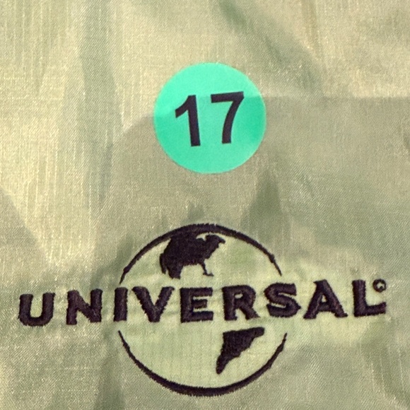 WIND weatherproof , windbreaker jacket with convertible hoody , Medium - Picture 6 of 6